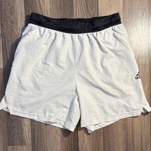 🍂3 for $15🍂 Adidas Men’s 5.5” Inseam Unlined White Athletic Shorts
